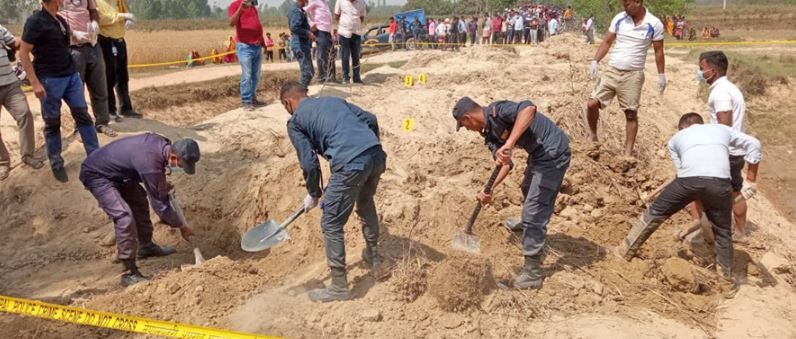 फागुन १० गते वेपत्ता भएका झा दम्पत्तिको शव १ महिनापछि गाडिएको अवस्थामा फेला
