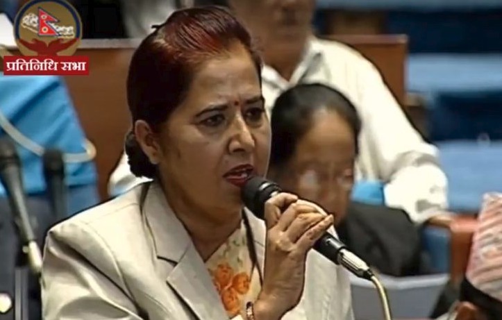 अ‍ोलीलाई बालुवाटारका कोठे बैठक मात्र  प्रिय लाग्छ  -  सांसद डा. डिला संग्रौला