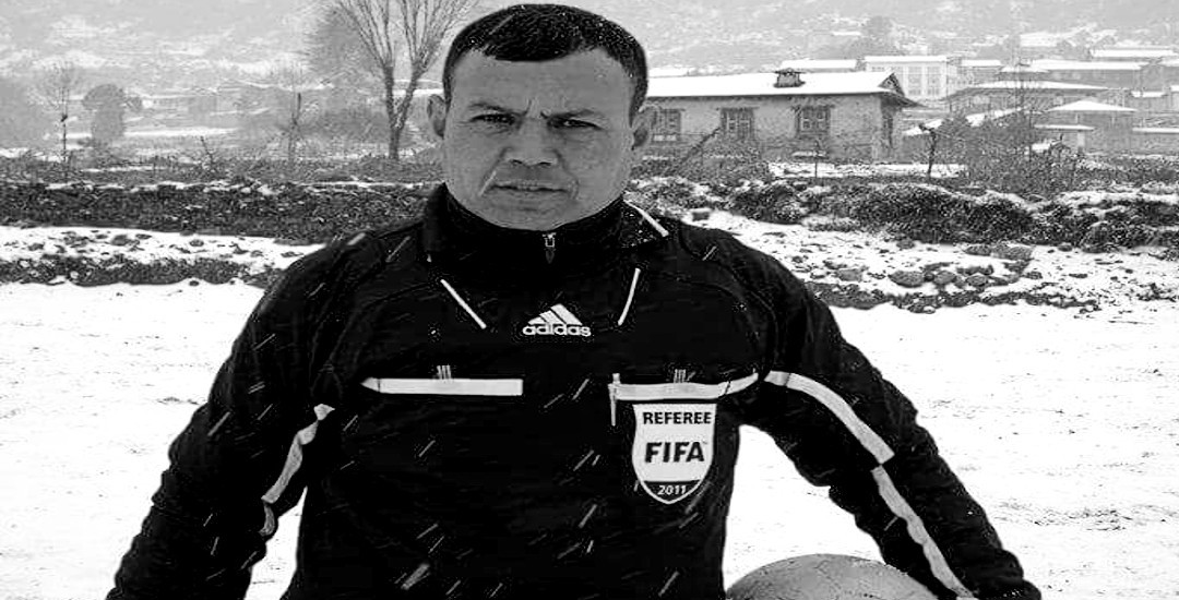 पूर्व फिफा रेफ्री खत्रीको निधन