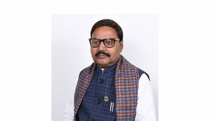 प्रदेश २: सचिवको सरुवा भएको खुशीमा मन्त्रीले खाए लड्डु, के हो कारण ?