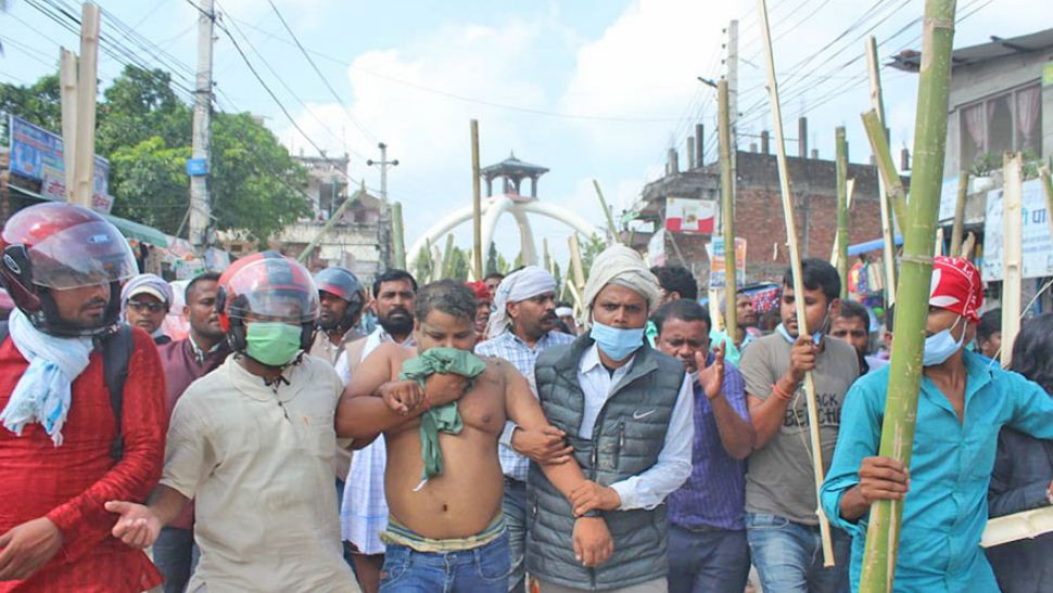 सीके राउतका १३ कार्यकर्ता पक्राउ