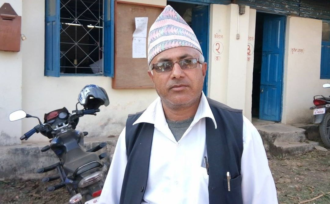 एमालेप्रति मेरो कुनै विश्वास छैन, मलाई झुक्क्याएर वडा अध्यक्ष बनाइयो : माओवादीका कार्यकर्ता