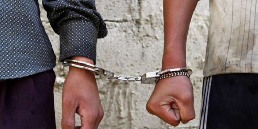 कानुन व्यवसायीमाथि अश्लिल शब्द प्रयोग गरि गाली गर्ने दुई पक्राउ 