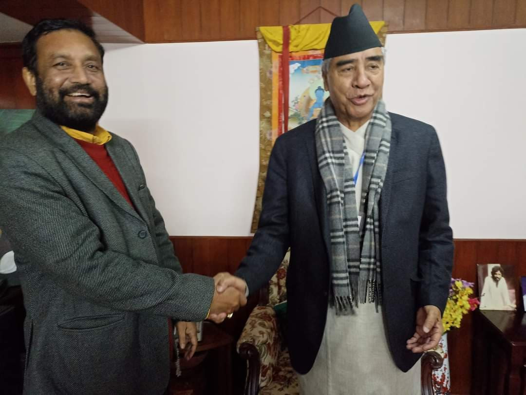 दोस्रो चरणको चुनावमा निधिको समर्थन देउवालाई 