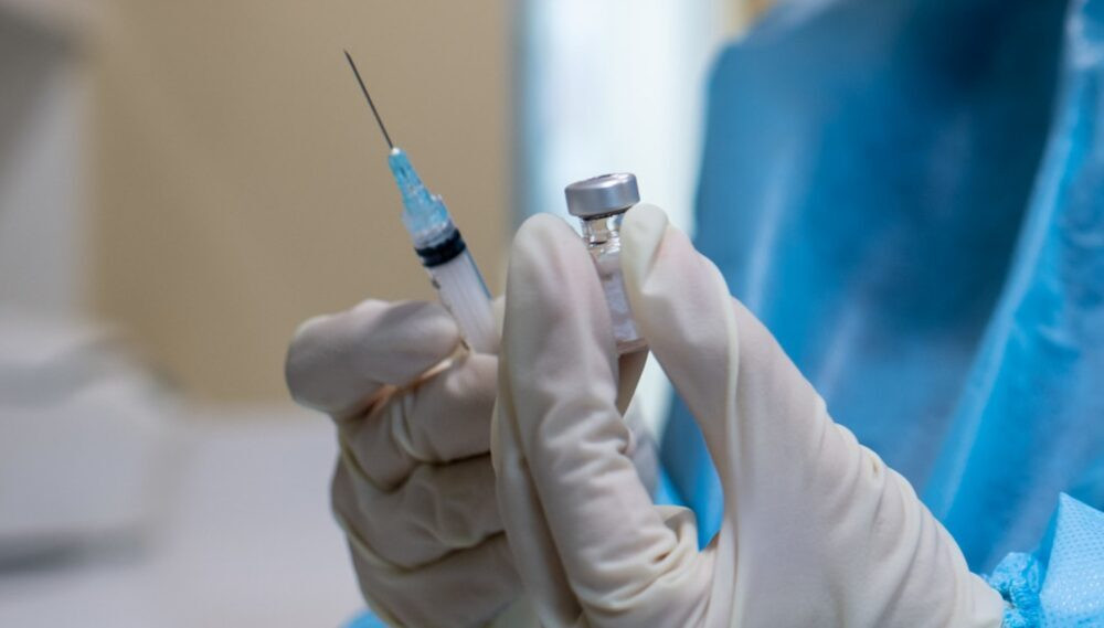 मोडर्ना खोपको पहिलो मात्रा आजदेखि लगाउदैँ