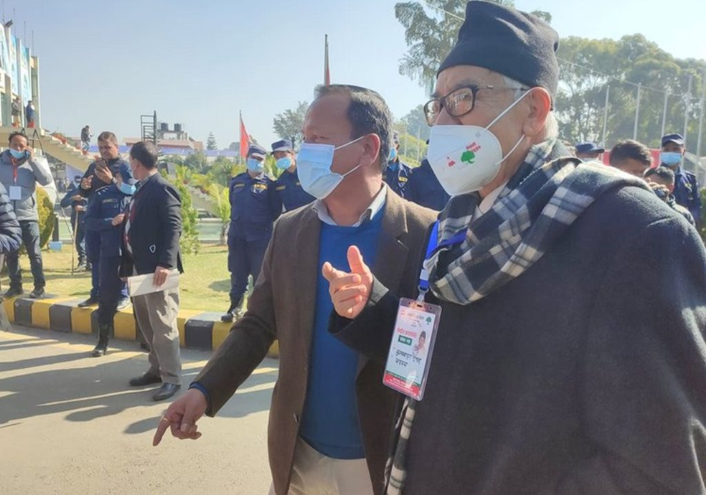 कांग्रेसको अधिवेशनमा झडप, मतदान स्थलको अवस्था तनावग्रस्त 