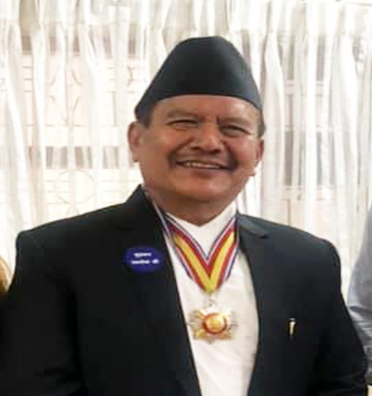 भाटभटेनीका मालिक मीनबहादुरलाई खोज्दै प्रहरी, भेट्यो कि समात्ने !