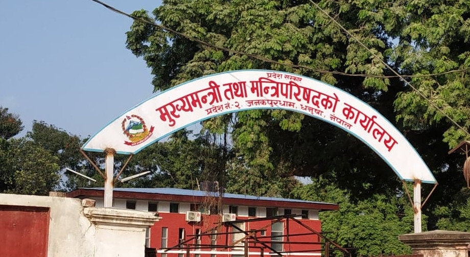 प्रदेश २: ह्वात्तै बढ्दै कोरोना संक्रमित, मुख्यमन्त्री राउतले दिए यस्तो निर्देशन