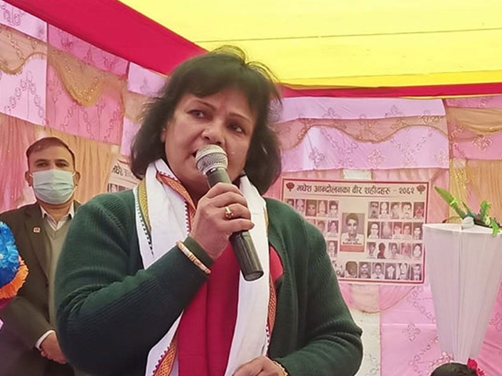 महामन्त्री शर्माले दिए मन्त्री यादवलाई तीनवटा विकल्प,रहला त पद ?