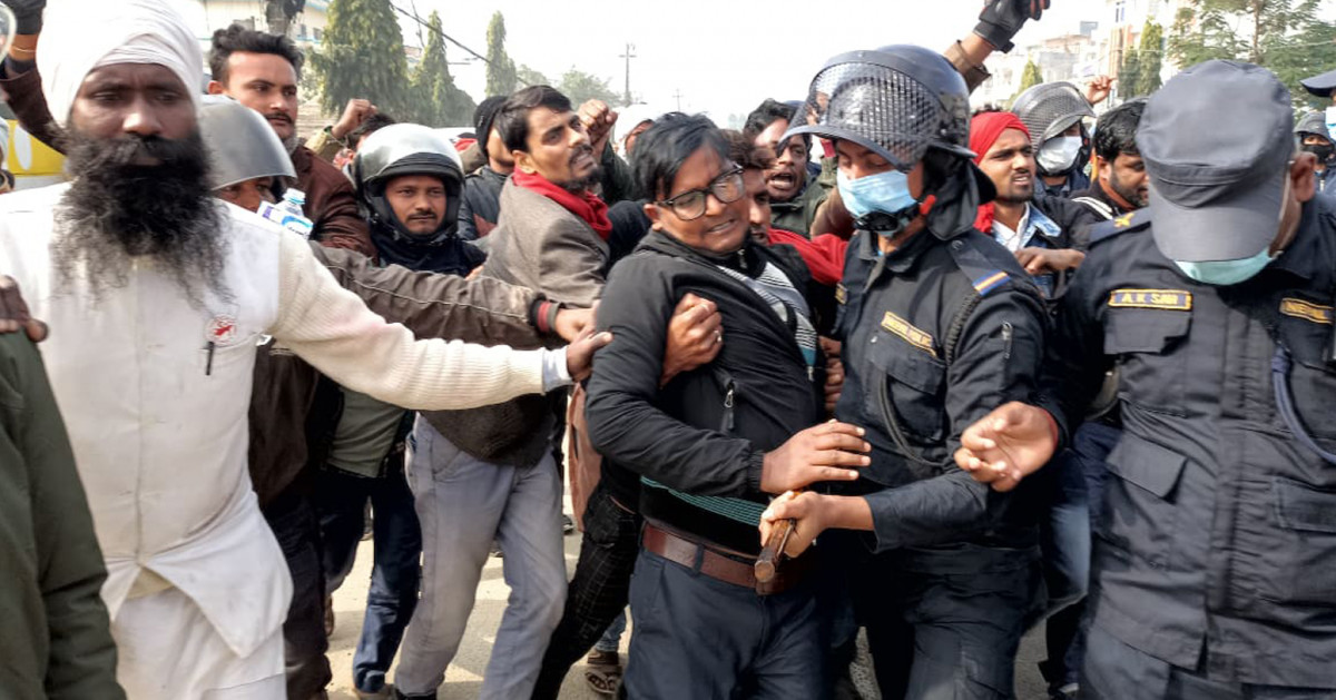 सिके राउतका कार्यकर्ताको गुण्डागर्दी शैली: कुटपिटबाट डाक्टर घाईते !