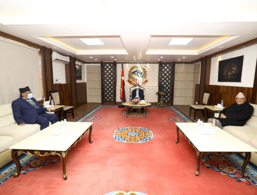 राजनीतिक वृत्तमा एमसीसीको तरंग