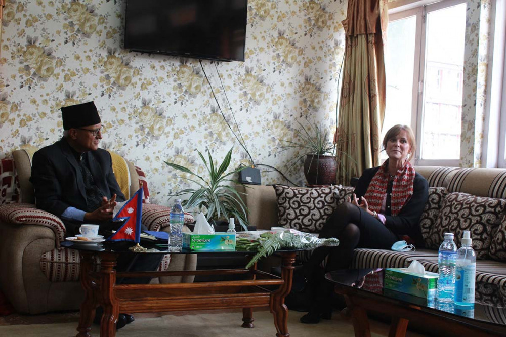 कानुनमन्त्री बडू र अस्ट्रेलियन राजदूतबीच भेटवार्ता,के भयो कुराकानी ?