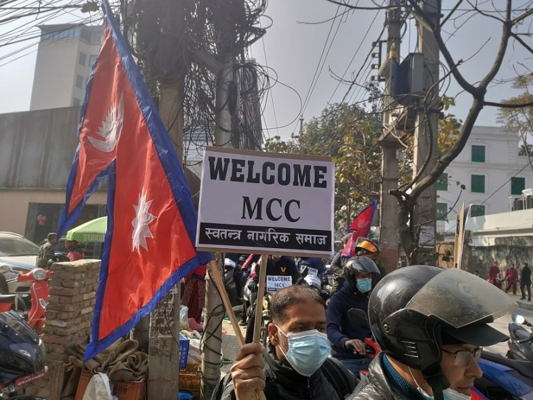 एमसीसीको विरोध चर्किरहदा को हुन  ‘वेलकम एमसीसी’ भन्दै प्रर्दशन गर्ने ,(फोटो सहित)