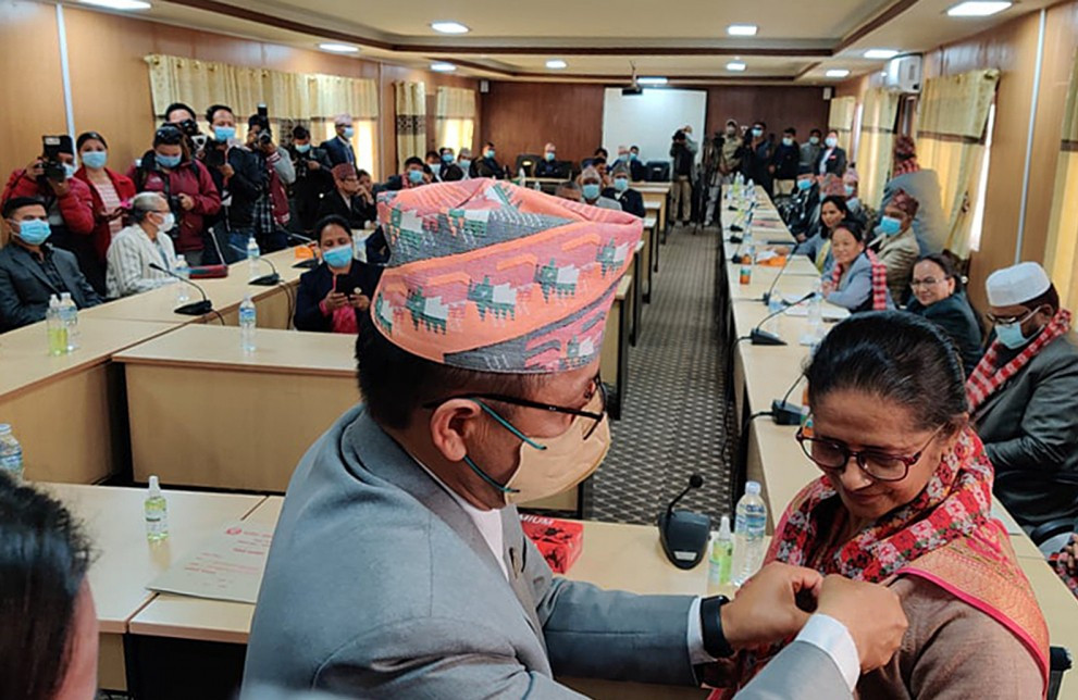 राष्ट्रिय सभाका नवनिर्वाचित सांसदले लिए शपथ