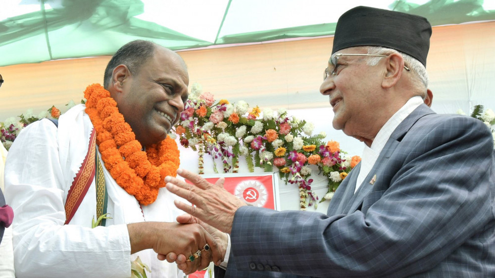 एमालेमा प्रवेश गरेका वीरगञ्ज महानगरपालिकाका मेयर सरावगी  भन्छन् :  जसपामा दुर्व्यवहार भएपछि एमाले प्रवेश गरें