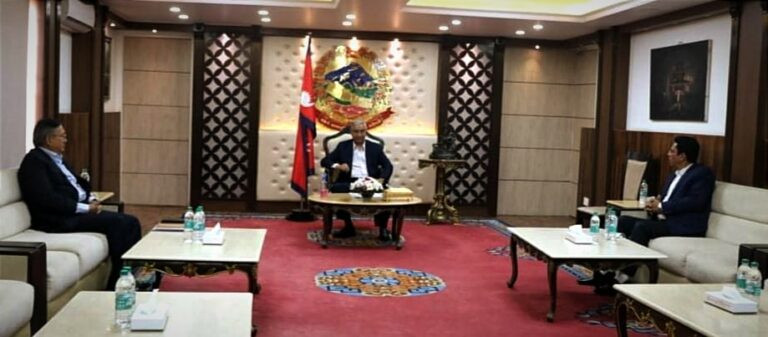 प्रधानमन्त्री देउवा र गृहमन्त्री खाँणसँग प्रकाण्डकाे भेटवार्ता, के भयो त कुराकानी ?