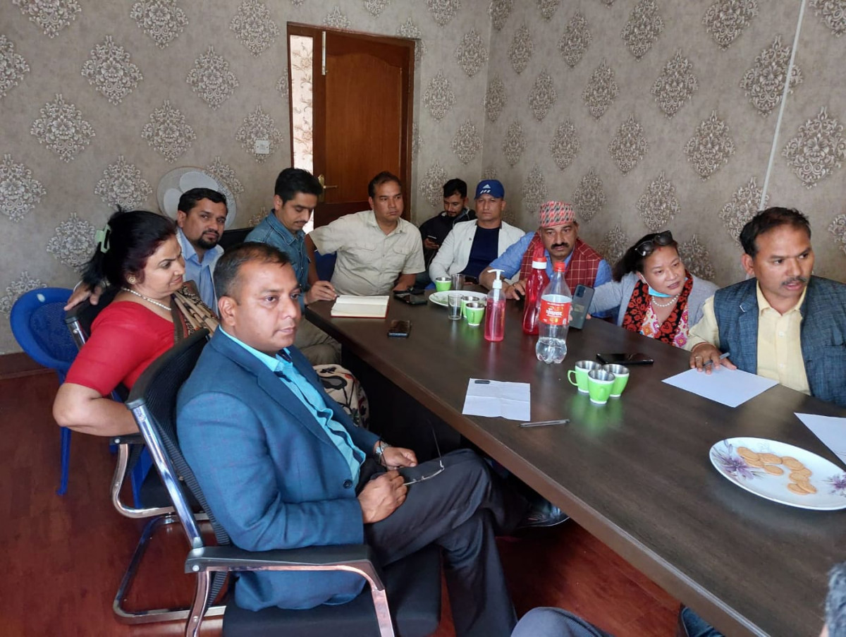 शेखर समूहको नेविसंघ र तरूण दलको समानान्तर भेला चैत १४ मा आह्वान