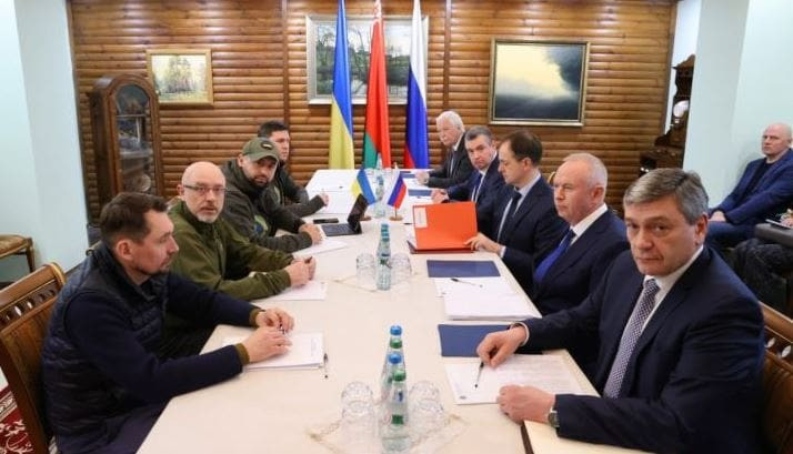 युक्रेन र रुसबीच भौतिक उपस्थितिमा मंगलबार वार्ता हुने