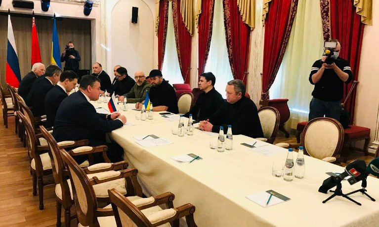 रुस र युक्रेनबीच आज पनि टर्कीमा शान्ति वार्ता हुँदै