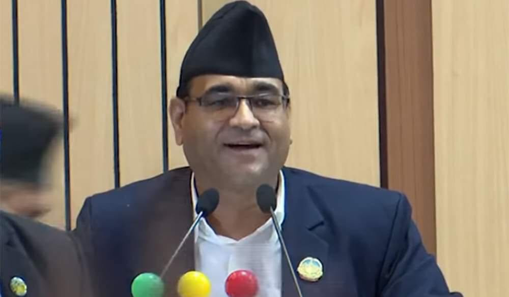 लुम्बिनी प्रदेशका मुख्यमन्त्री केसीको राजीनामा माग