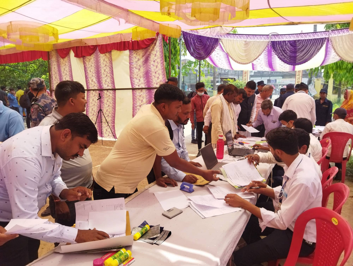 मधेस प्रदेशको एक मात्र महानगरपालिका वीरगंजमा  ७७ जनाले उम्मेदवारी दर्ता गराए