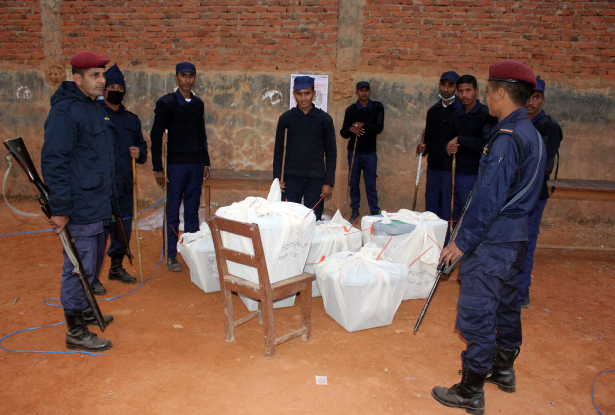 मतगणनास्थलमा मतपेटिका ल्याउन तीन दिनको पैदल हिड्नुपर्ने