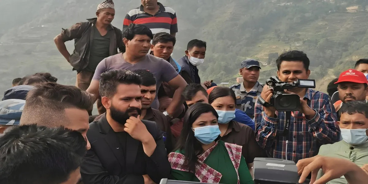 शपथपछि काठमाडौँका मेयर र उपमेयर किन सिसडोल पुगे