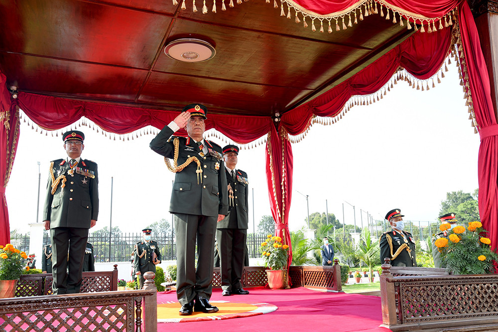 प्रधानसेनापति शर्मा लेवनानको भ्रमणका लागि प्रस्थान