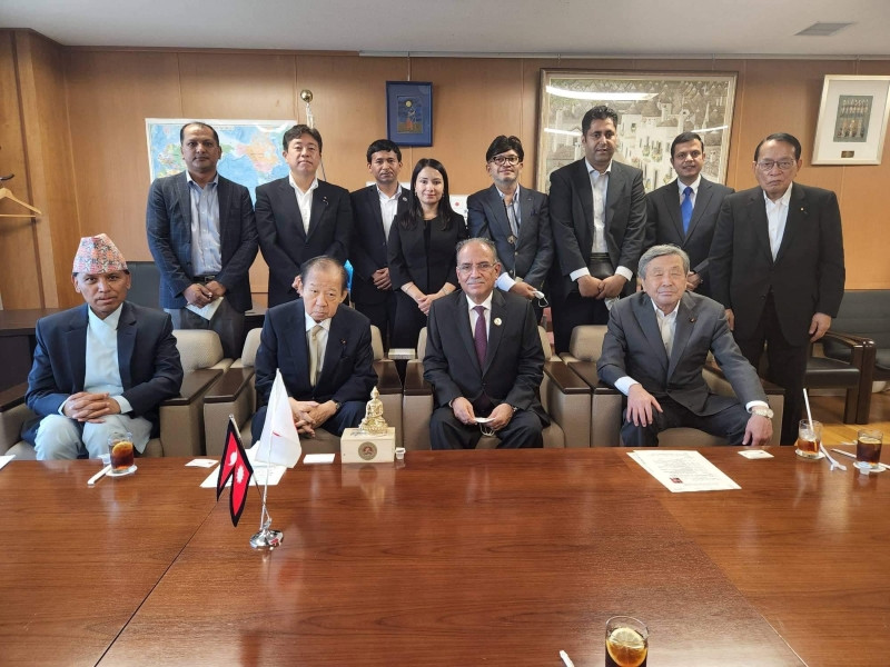 प्रचण्ड र लिबरल डेमोक्रेटिक पार्टीका वरिष्ठ नेताबीच भेटवार्ता