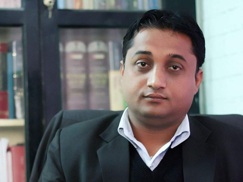 मधेस प्रदेशका मुख्य न्यायाधिवक्ता झा पदबाट राजिनामा दिएर 'उपेन्द्र' बाट टीका लगाउने तयारीमा !