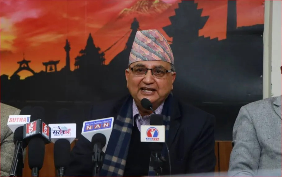 ईश्वर पोखरेलको बोलिले किन थर्कियो सरकार ?