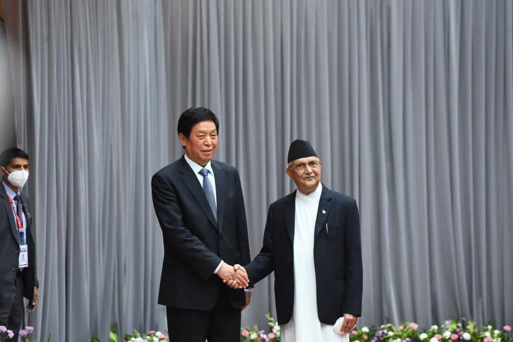 चिनियाँ नेता ली र एमाले अध्यक्ष ओलीबीच भेटवार्ता , के के भयो कुराकानी ?