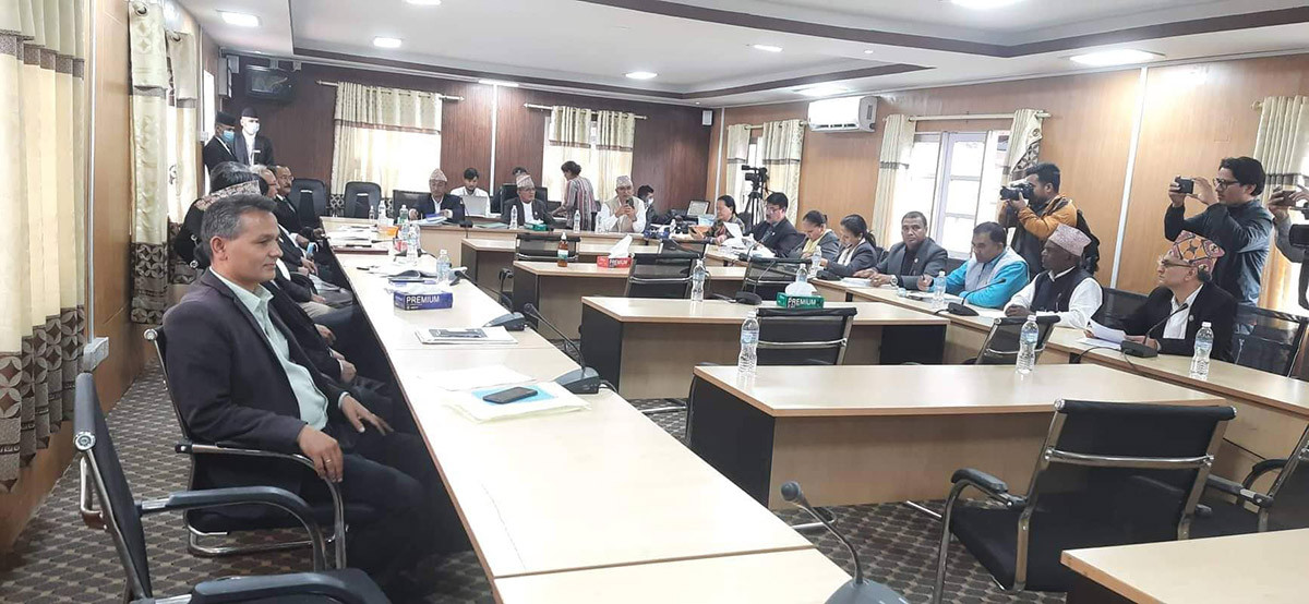 महाभियोग सिफारिस समिति बैठक सुरु