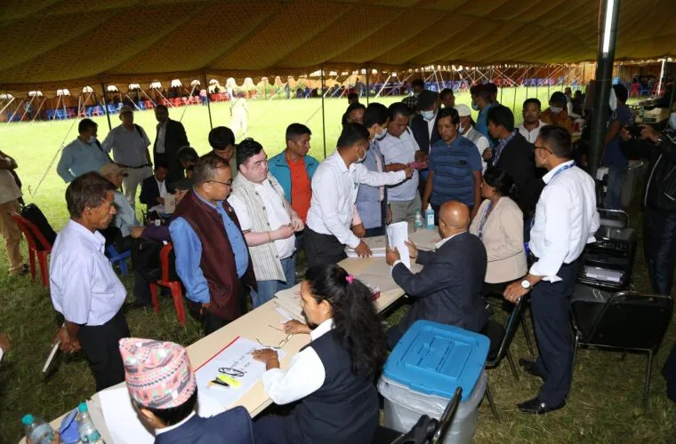 समानुपातिकतर्फ ४८ राजनीतिक दलद्वारा बन्दसूची पेश