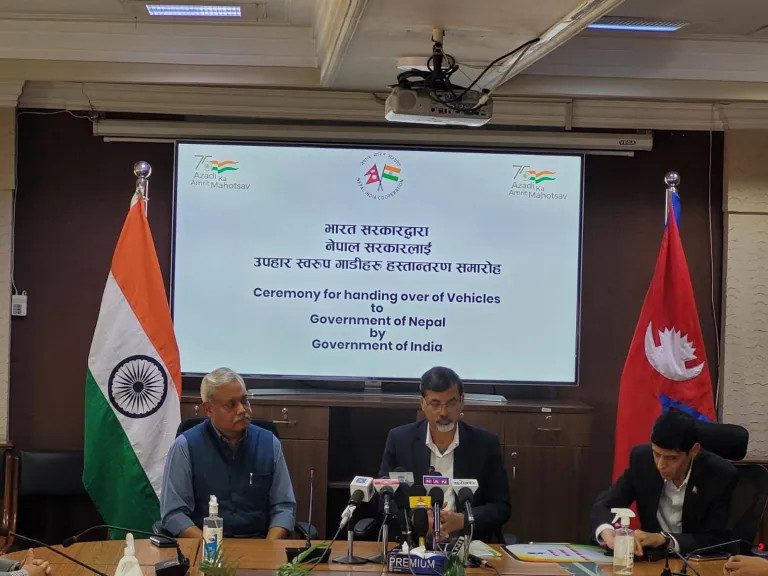 निर्वाचन सञ्चालनका लागि भारतद्वारा नेपाललाई उपहारस्वरुप २०० सवारीसाधन प्रदान