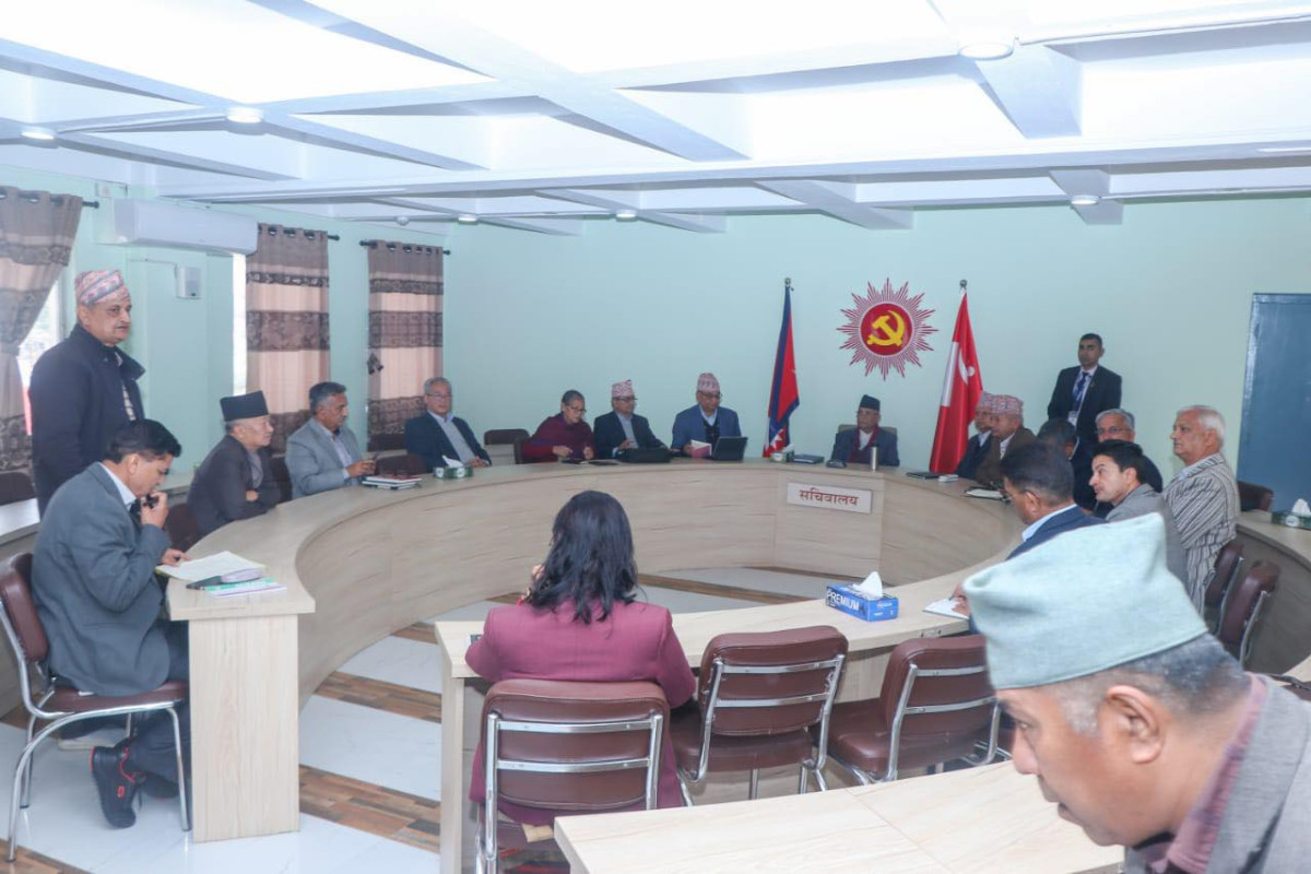 राष्ट्रपतिको उम्मेदवार छान्न एमाले सचिवालय बैठक जारी