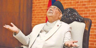 सुन काण्डमा किन दुख्यो केपी ओलीको टाउको ?