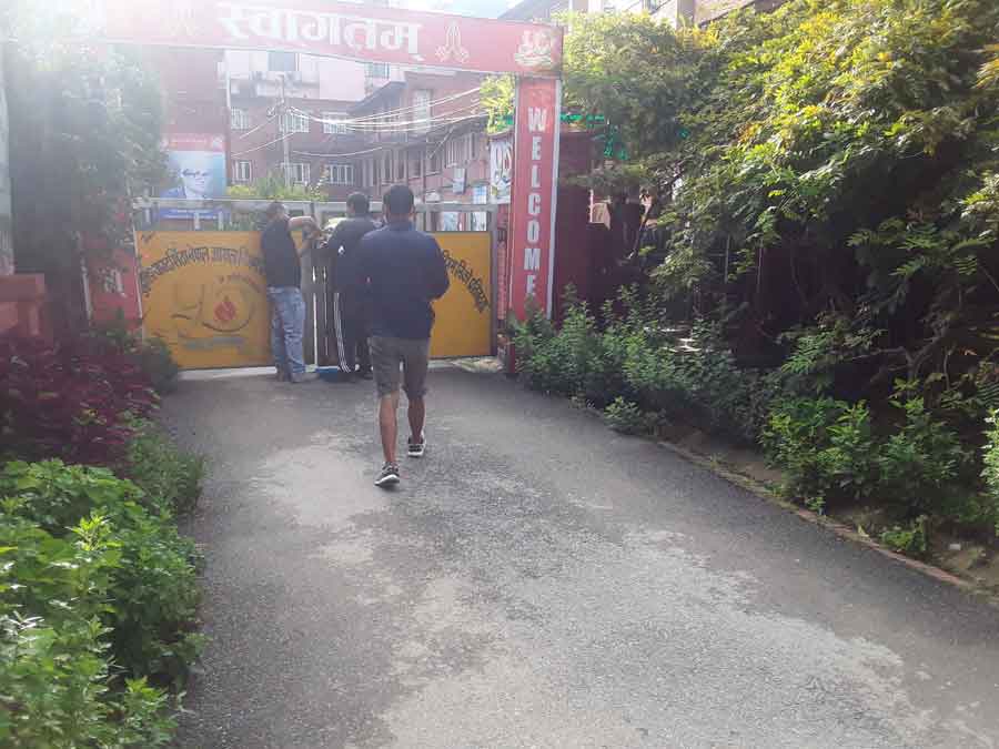 नेविसंघद्धारा आयल निगममा तालाबन्दी