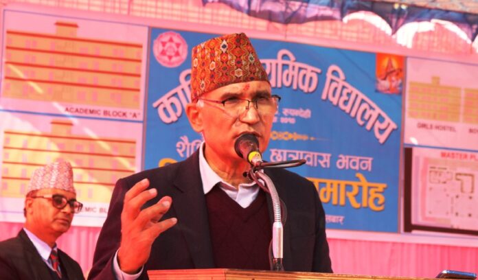 'ओली नेतृत्वको सरकार पाँच वर्ष नै टिक्छ'